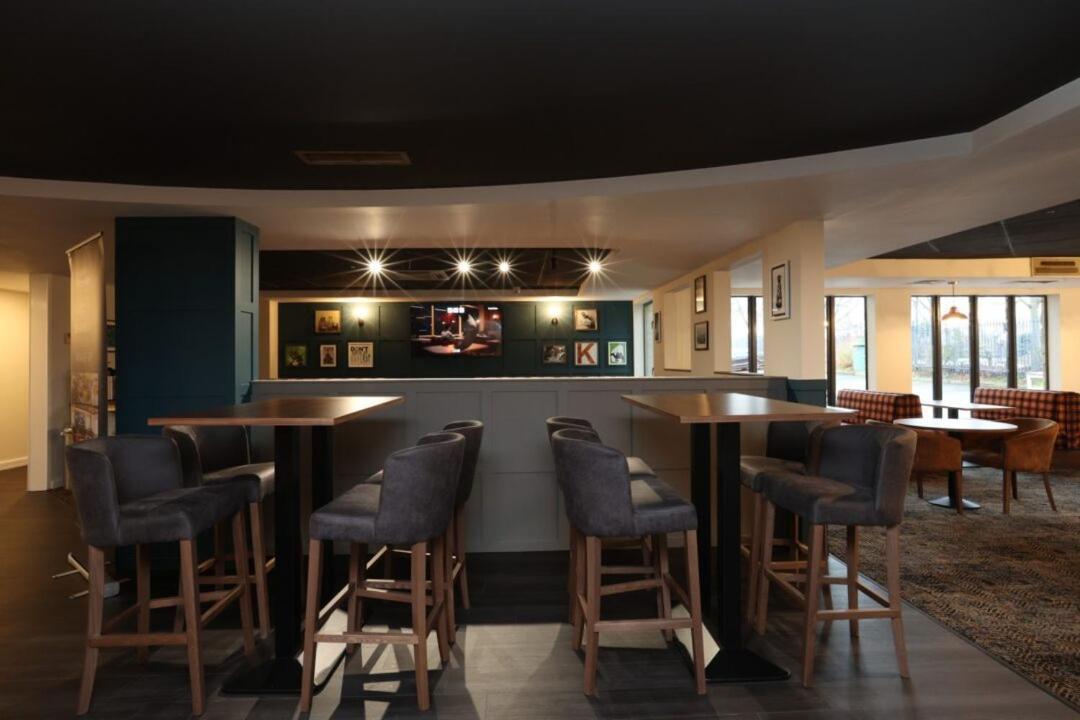 Knowsley Inn & Lounge Ngoại thất bức ảnh